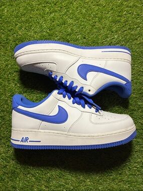 Nike Low-Top Sneakers in White and Royal Blue
